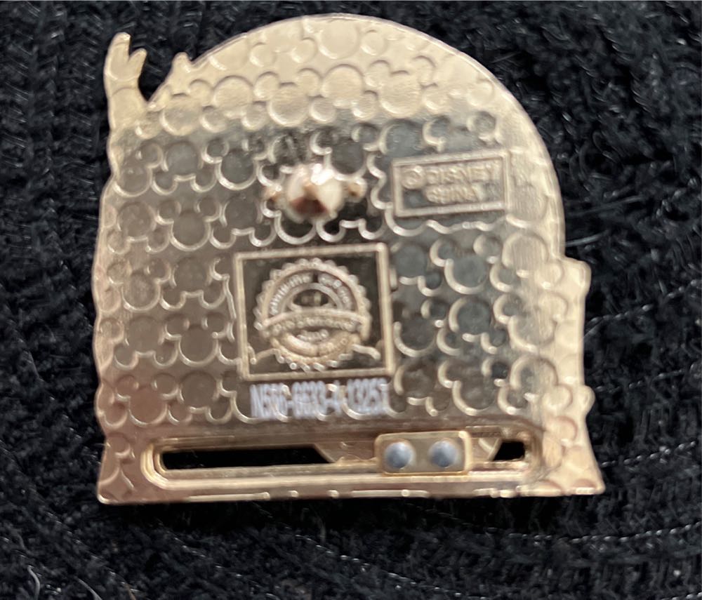 Chip N Dale Haunted Mansion Doombuggy - Attractions pin collectible - Main Image 3