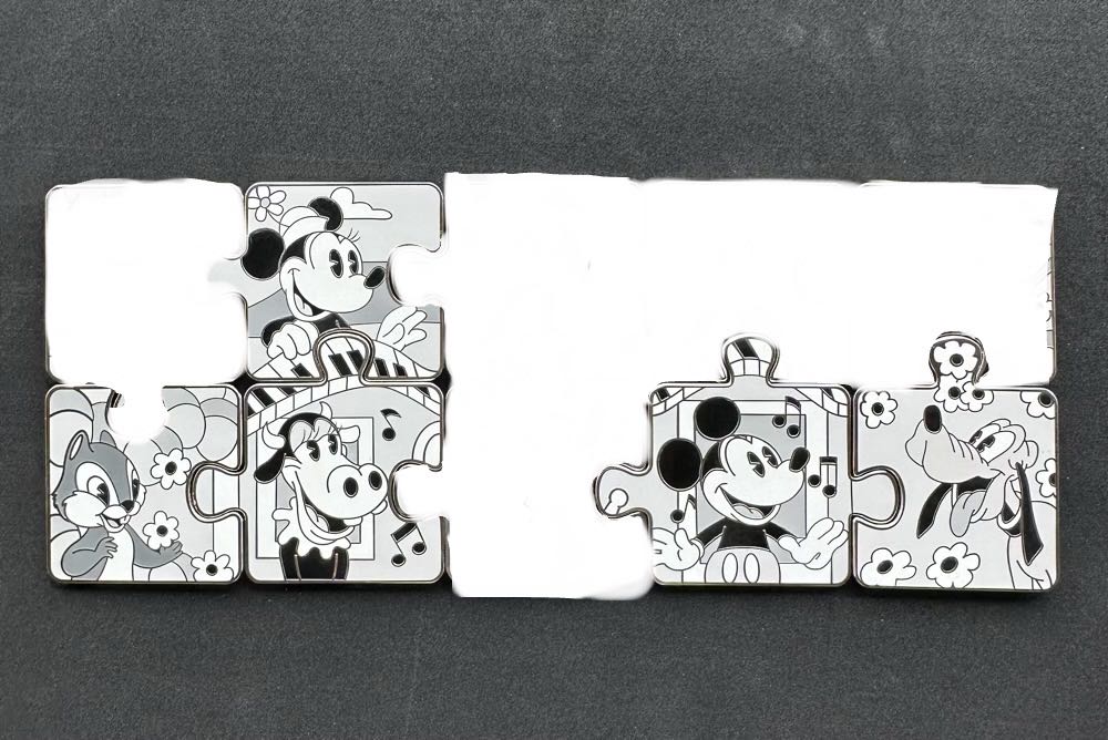 Mickey & Friends Piano Character Connection Mystery Pin Collection - Limited Edition pin collectible [Barcode 400956968827] - Main Image 3