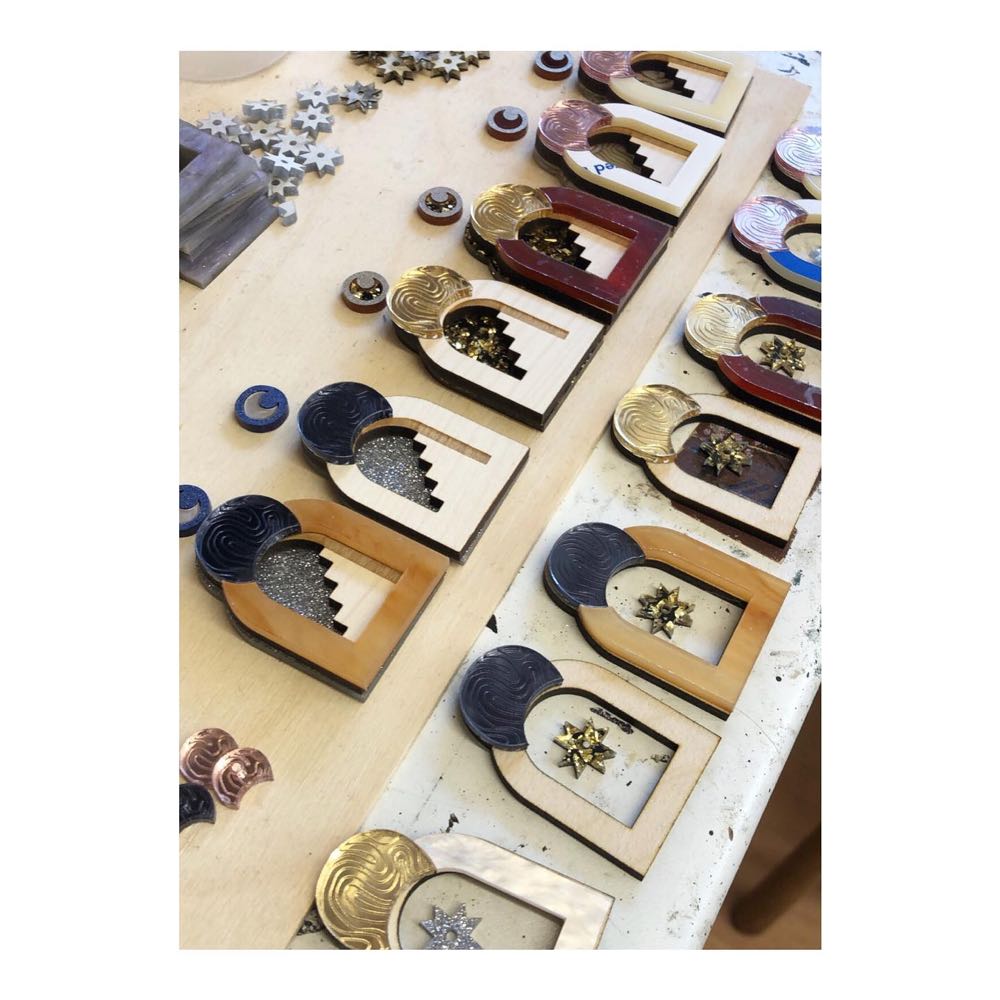 Lou Clarke - Space Oddity Observatory Gaze Earrings - Earrings pin collectible - Main Image 2