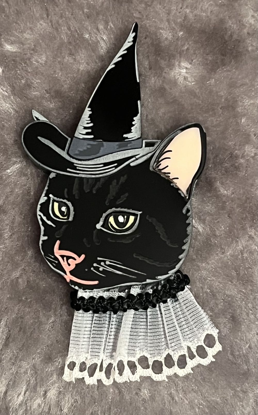 MukkaChunks - Luna the Cat - Brooch pin collectible - Main Image 2