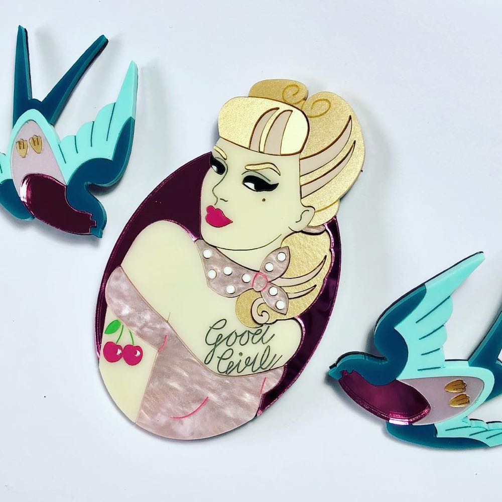 TMOMJ - Pretty in Pink - Brooch pin collectible - Main Image 4