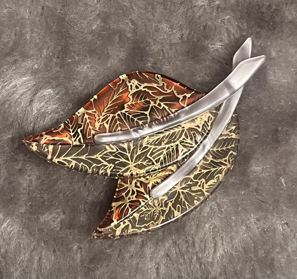 Disney Vacation Club Minnie With Suitcase