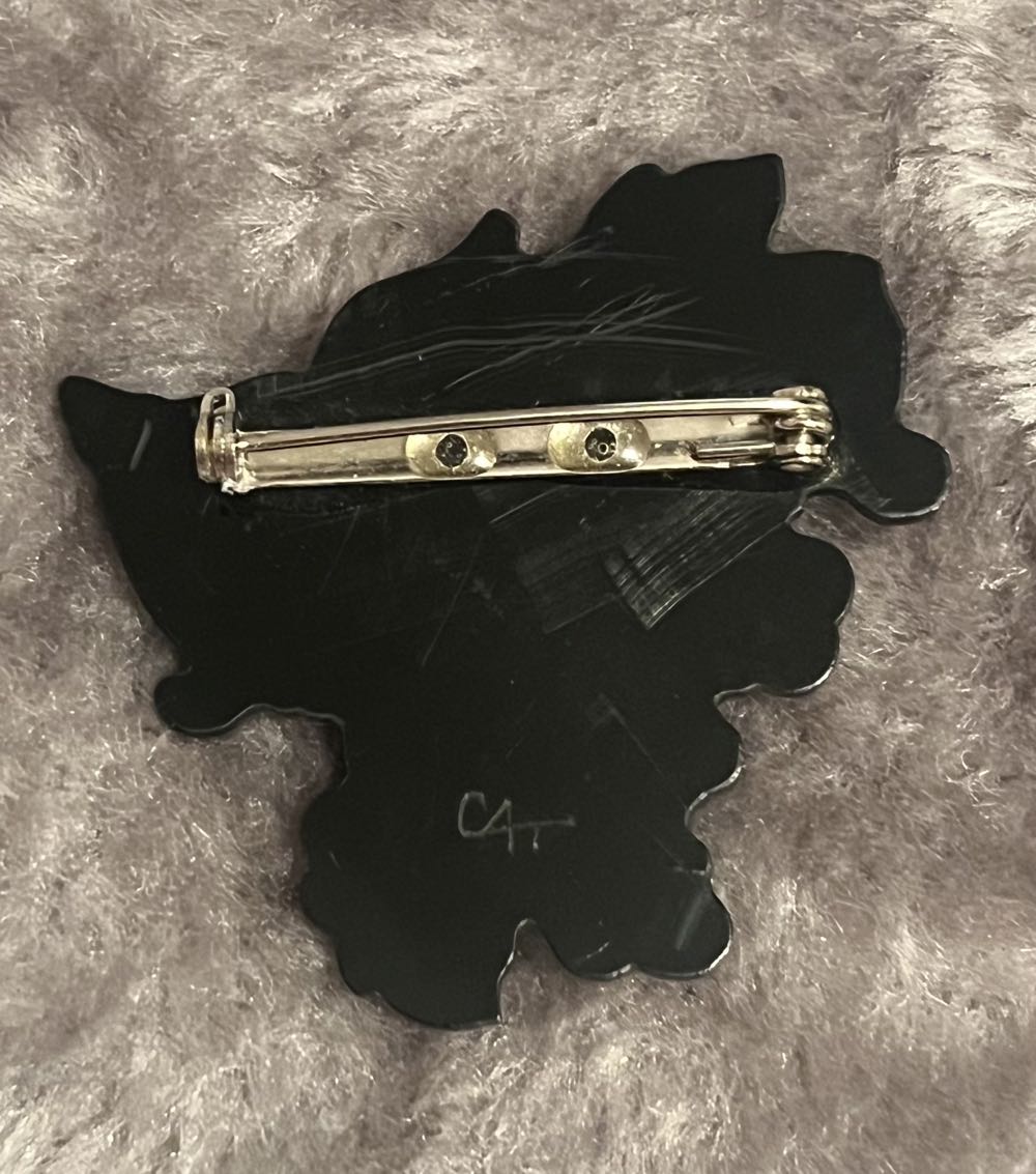 Unknown - Grapes and Cat - Brooch pin collectible - Main Image 2