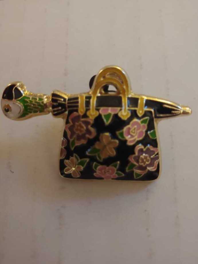 Ghost And Gravedigger Halloween Haunting