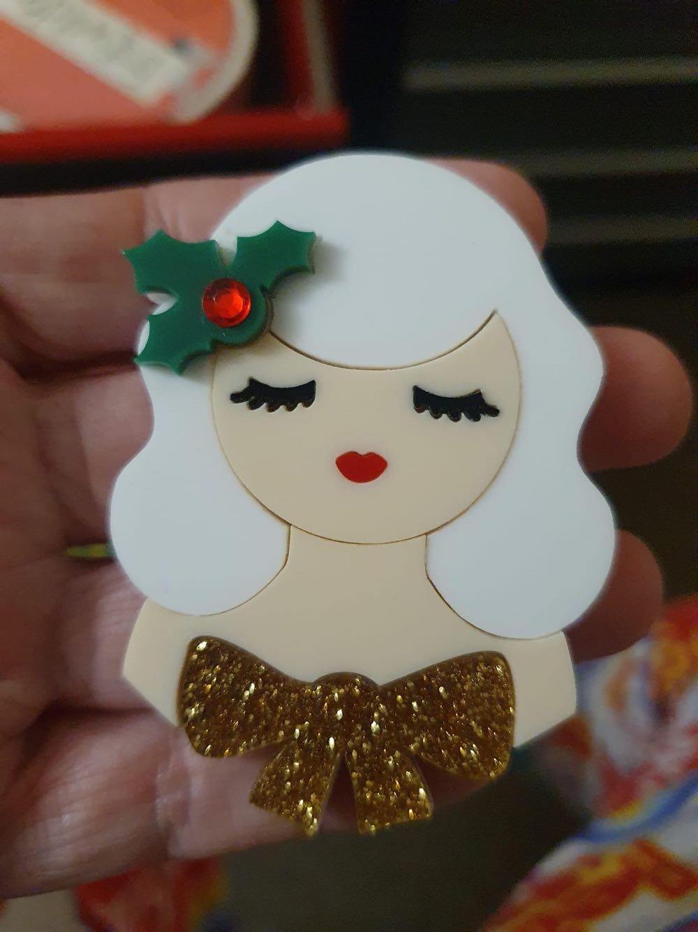 Baccurelli - Winter Wonderland (long hair) - Brooch pin collectible - Main Image 2