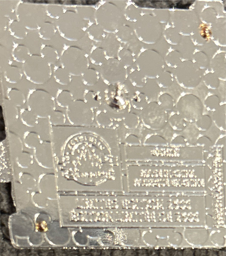 Pinocchio/Geppetto - Best Buds - Layered pin collectible [Barcode 400953816954] - Main Image 2