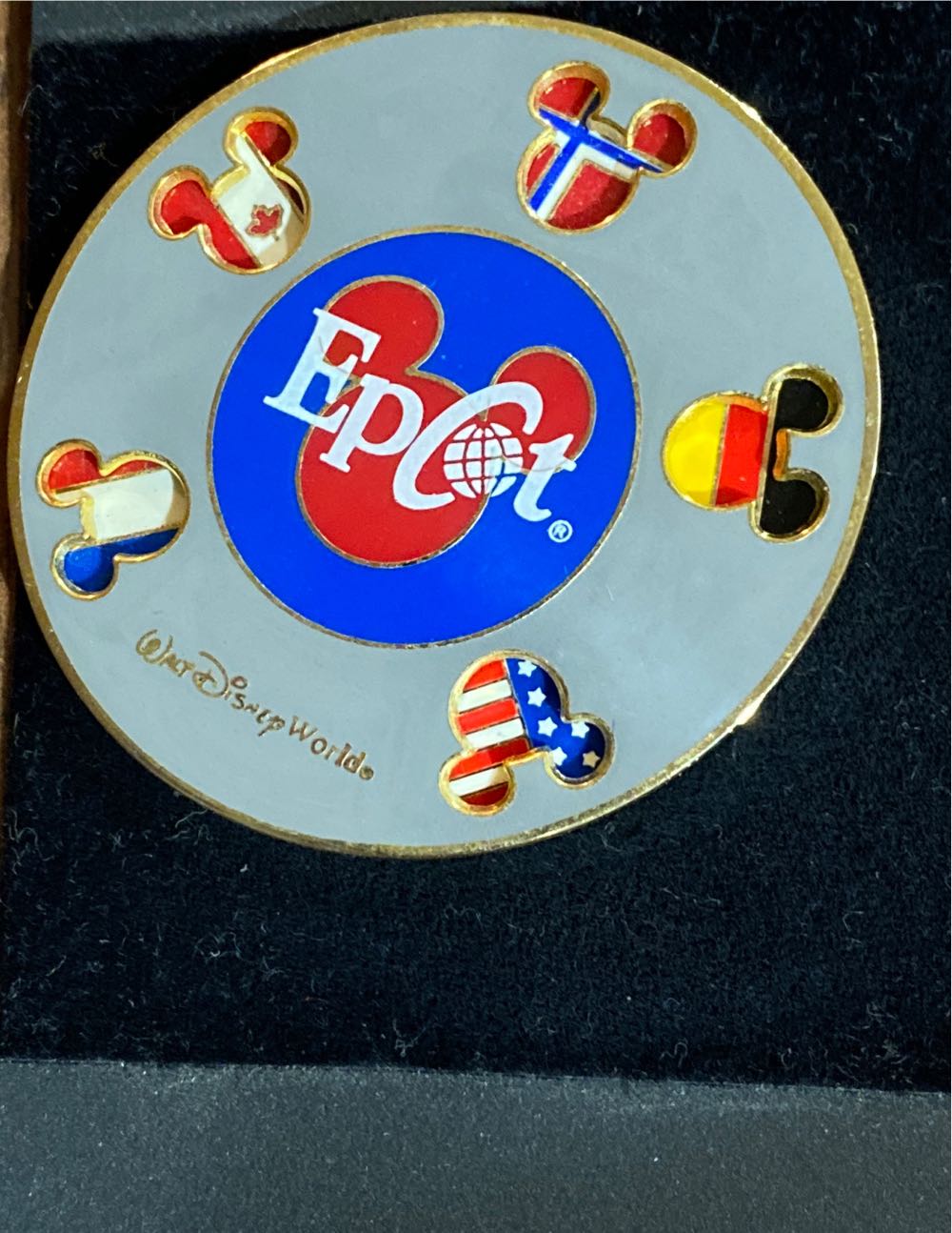 Winnie The Pooh And Tigger Flower Frame