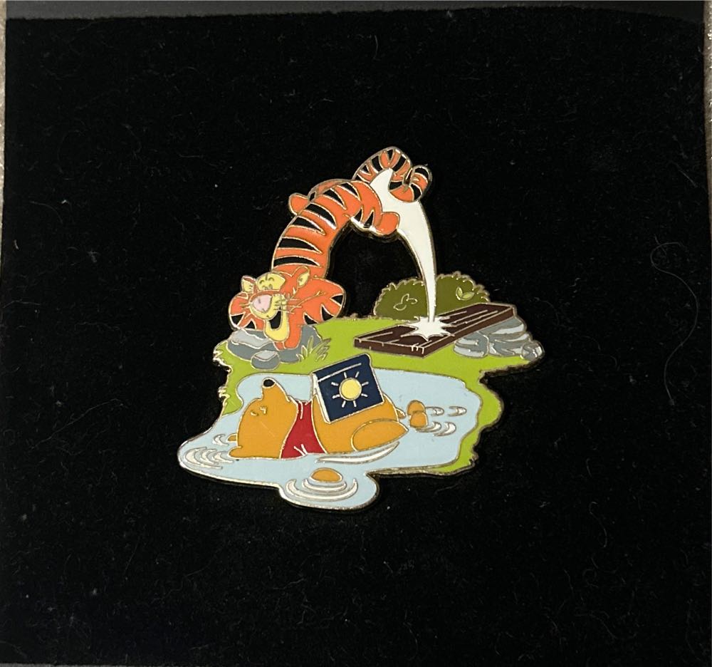 Haunted Mansion Gold Card Hitch Hiking Ghost 