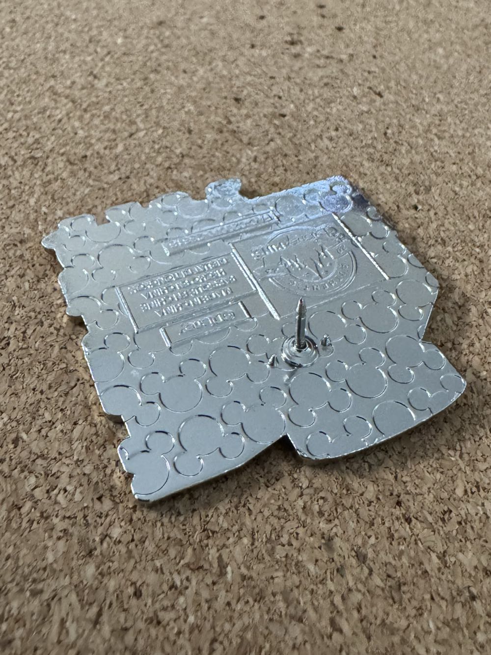 Space Mountain - Stitch with Nipper the Robot Dog - Hard Enamel, Metal pin collectible - Main Image 3