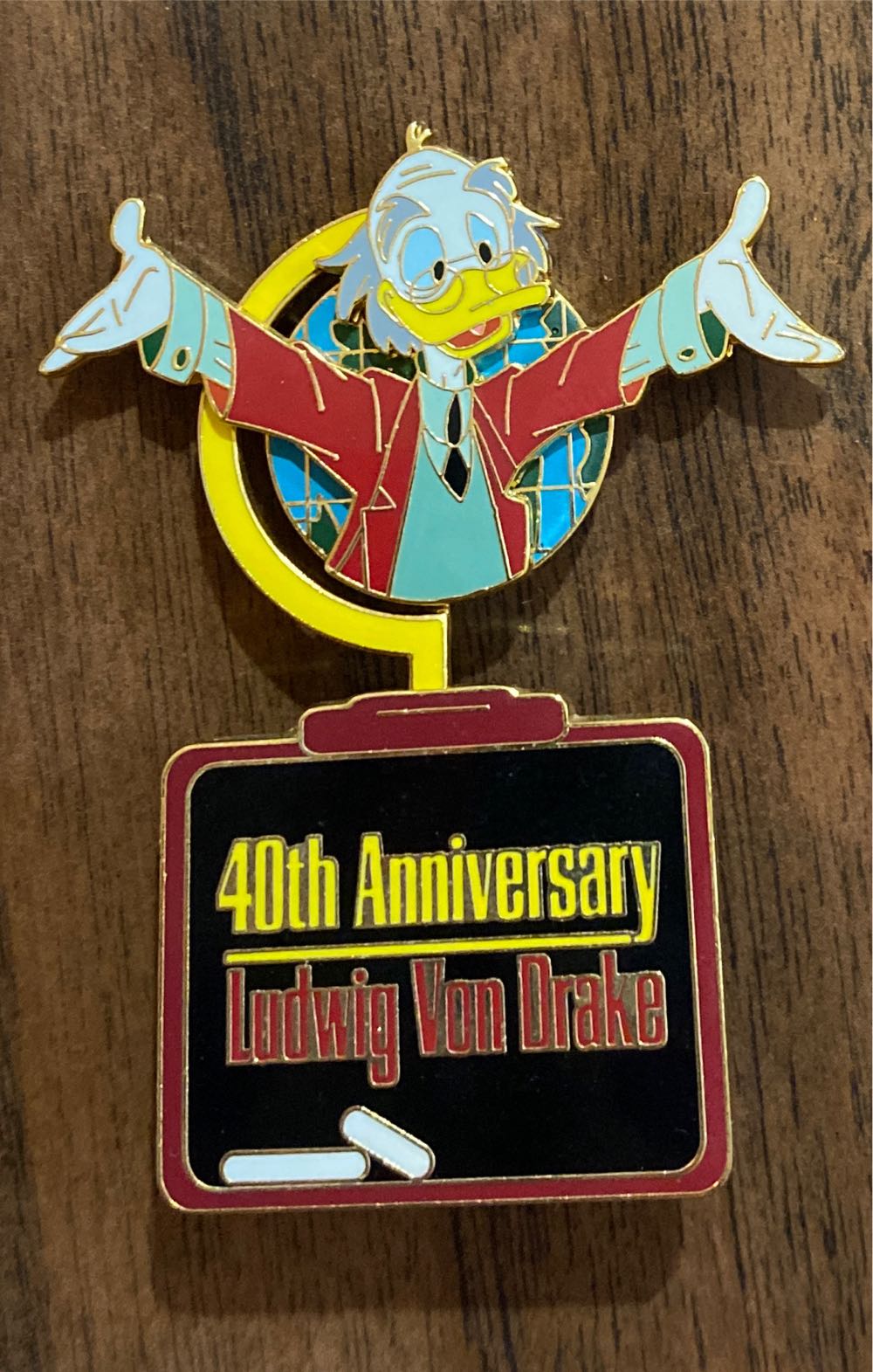 Star Trek: The Next Generation Badge And Pin Set