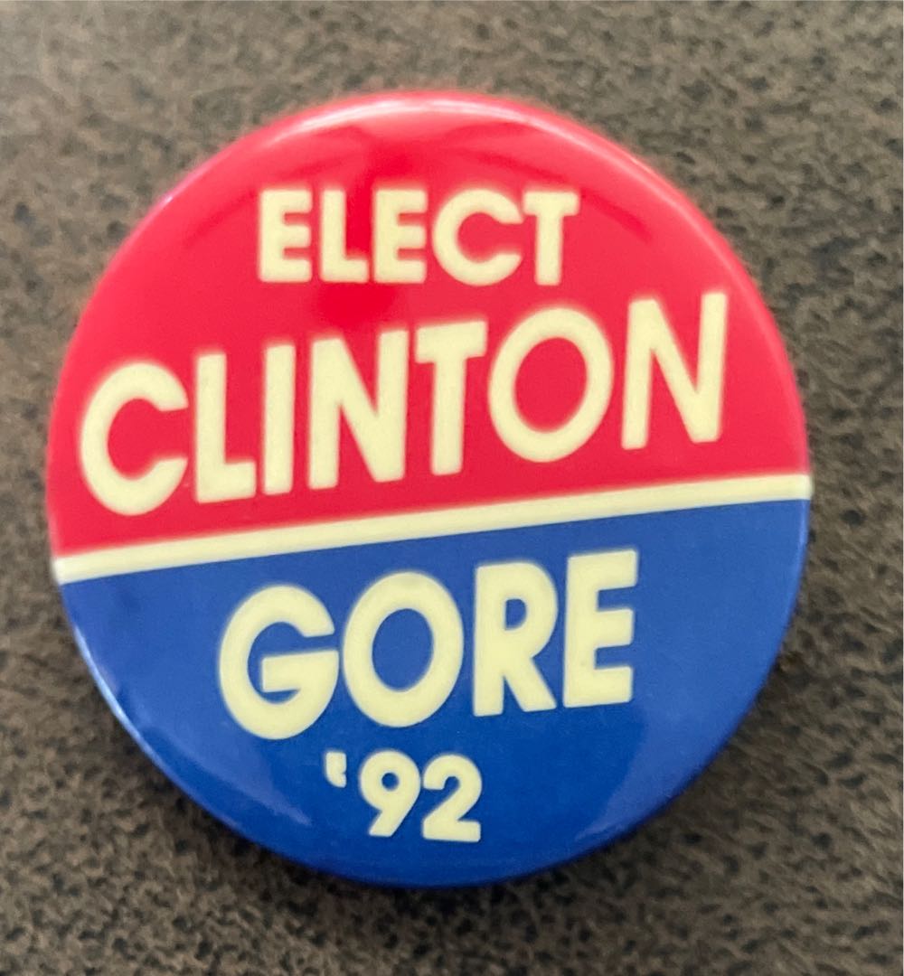 D&B Squee Emote Button Pin Set 1