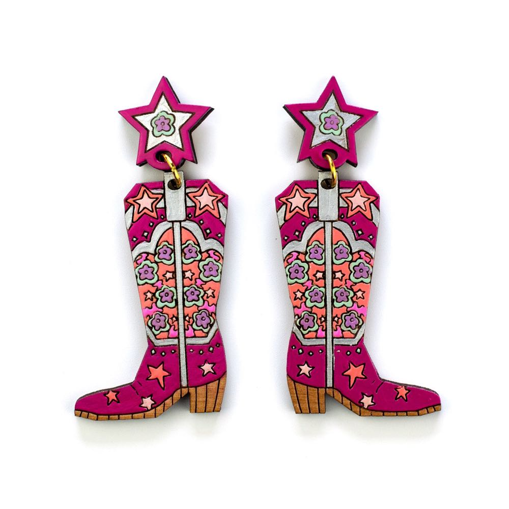 Ghost And Gravedigger Halloween Haunting