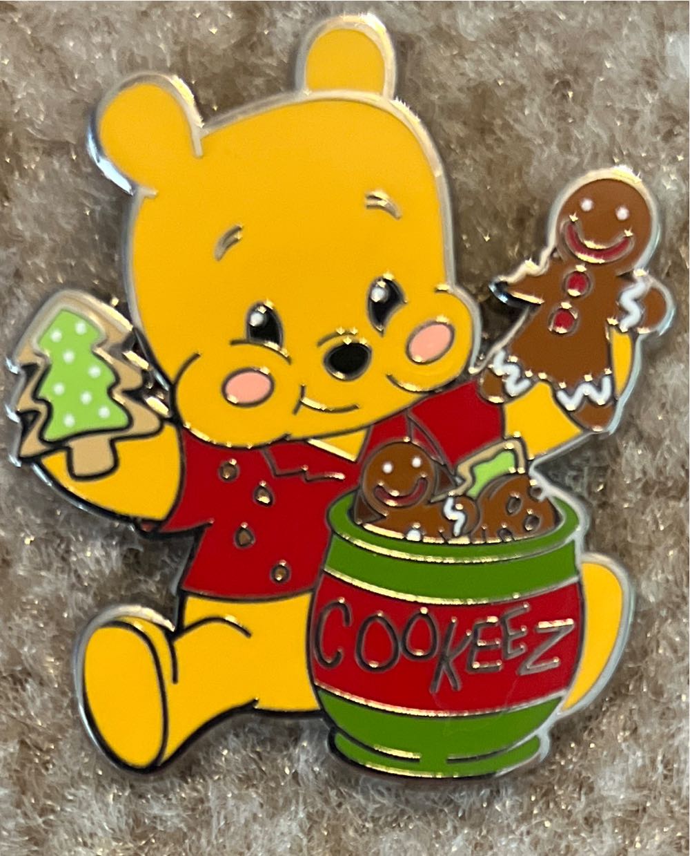 Winnie The Pooh Cookie Jar  pin collectible - Main Image 1