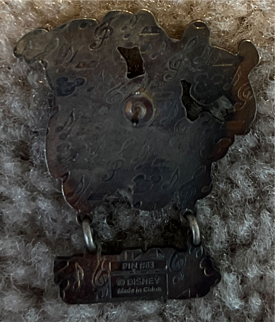 Winnie The Pooh - Heff Alumps And Woozels  pin collectible - Main Image 2