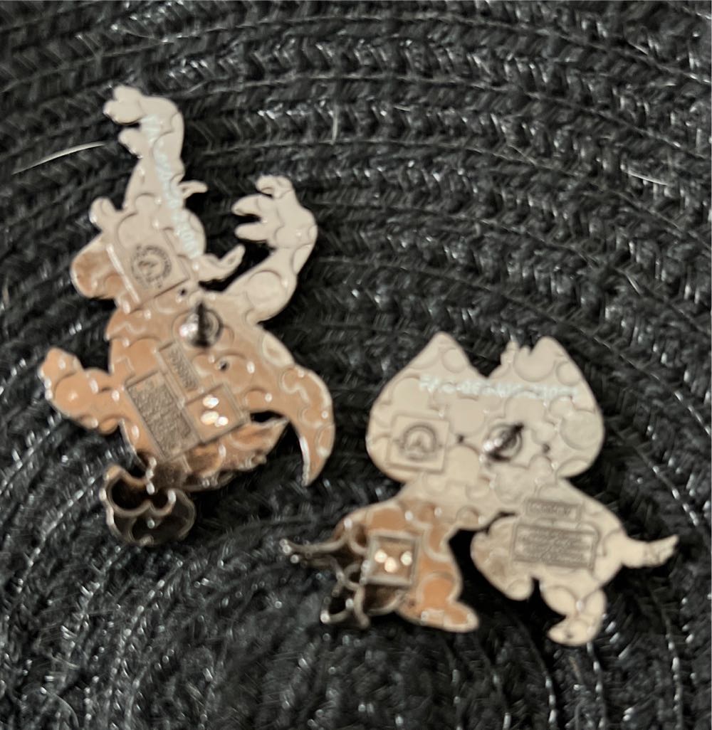 Chip N Dale With Donald Halloween - Halloween pin collectible - Main Image 2