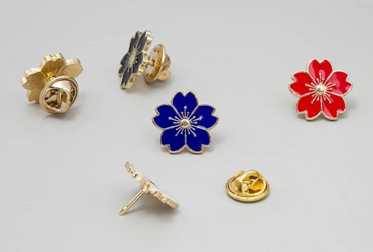 5pc Flower Design Brooch Shein - Enamel Pin pin collectible - Main Image 3