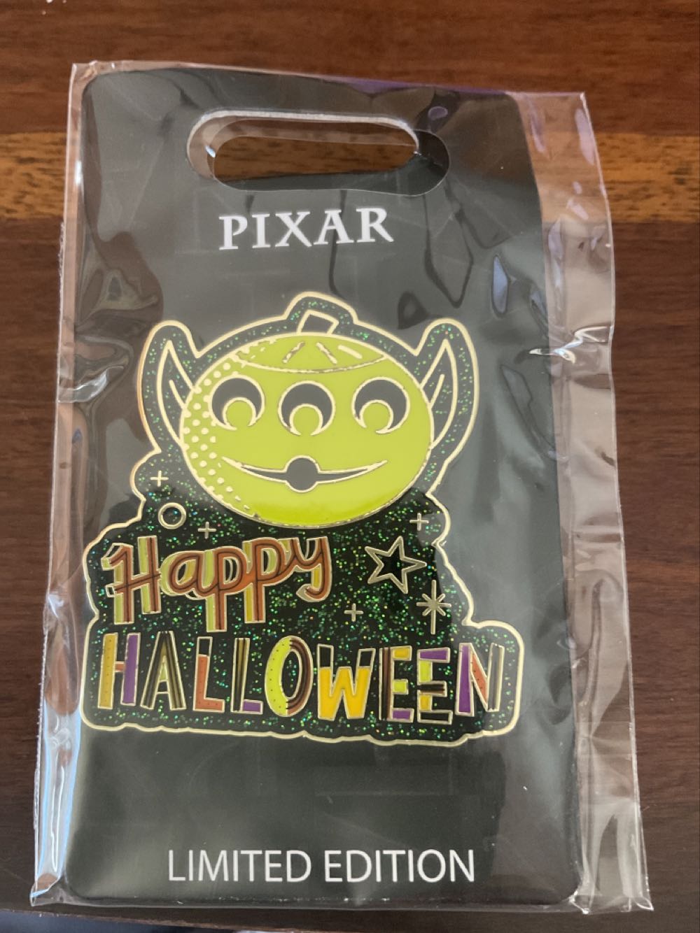 Disney Parks Epcot Food & Wine Festival Encanto Familia Limited Pin New