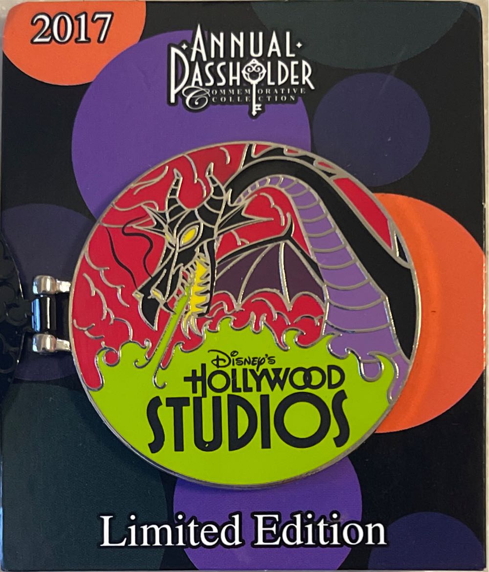 WDW - Hollywood Studios - Maleficent - Annual Passholder pin collectible [Barcode 400020159397] - Main Image 2