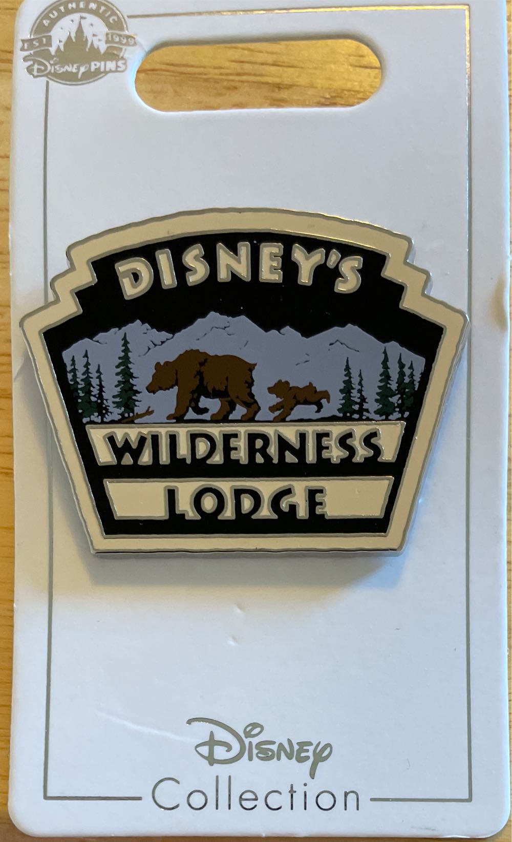 Wilderness Lodge  pin collectible [Barcode 400920813771] - Main Image 2