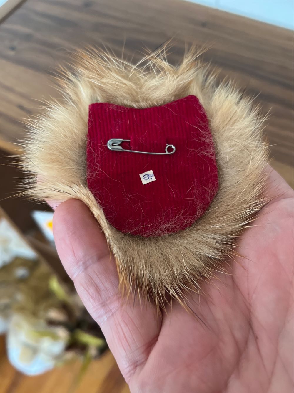 6  pin collectible - Main Image 2