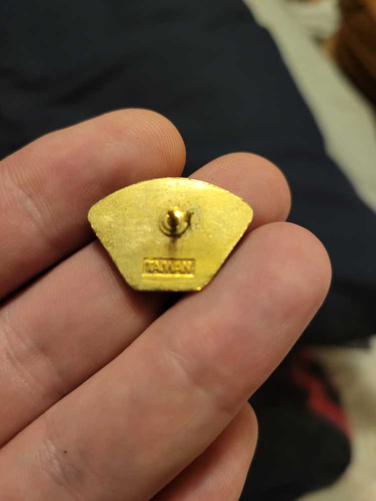 Rcmp Pin  pin collectible - Main Image 2