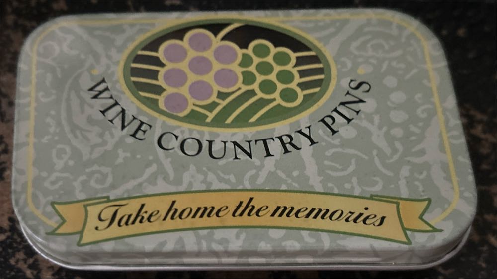 Napa Valley Wine Train 2002 - Collectors Tin pin collectible - Main Image 4