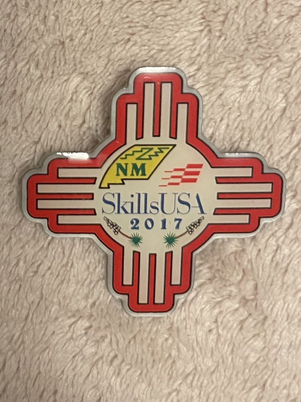 Minnie Mouse Tiki On The Beach Of Hawaii