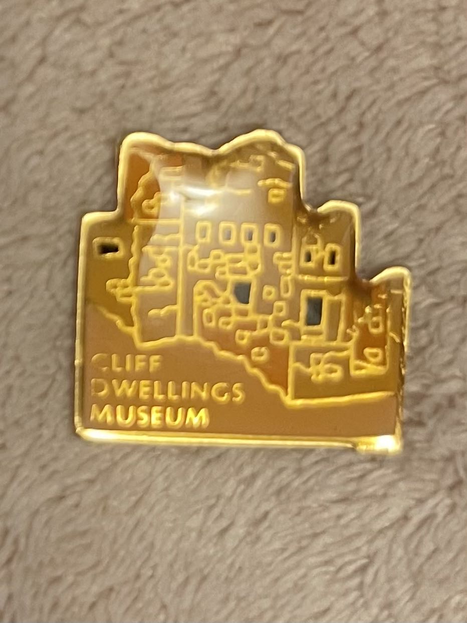 D&B Frost The Winter Dragon Button Pin Set 3