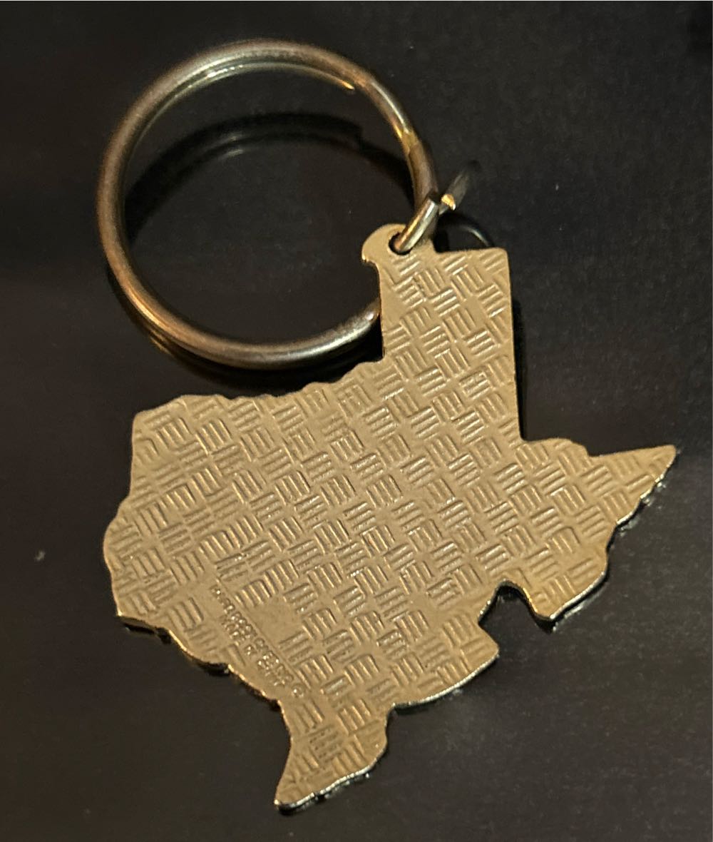 HRC: Dallas: Key Chain - Key Chain pin collectible - Main Image 2