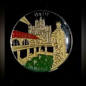 Roman Baths Pin Badge - Hard Enamel pin collectible - Main Image 2