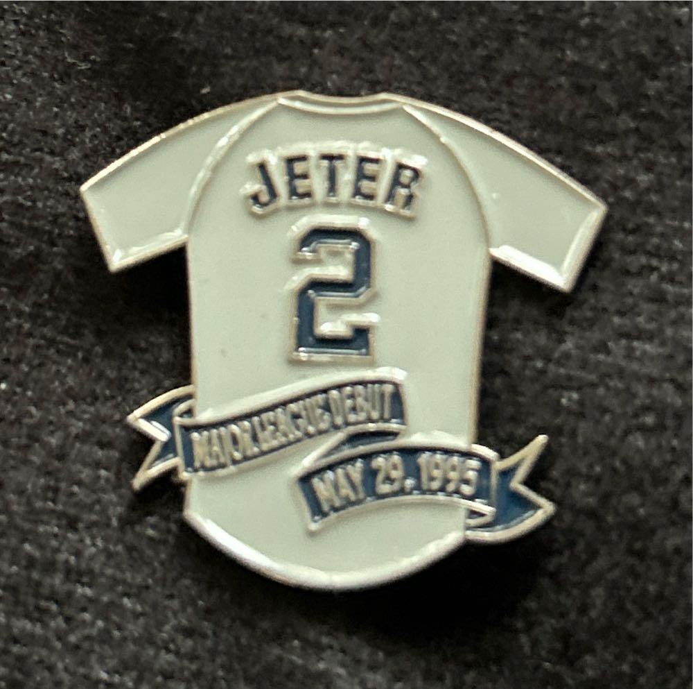 Haunted Mansion Three Thumbs Up