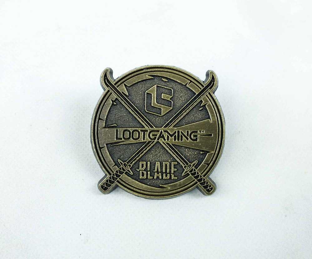 Blade Pin  - Hard Enamel pin collectible [Barcode 757347481046] - Main Image 2
