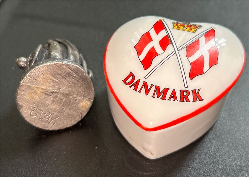 Destination: Copenhagen Denmark pin collectible - Main Image 4