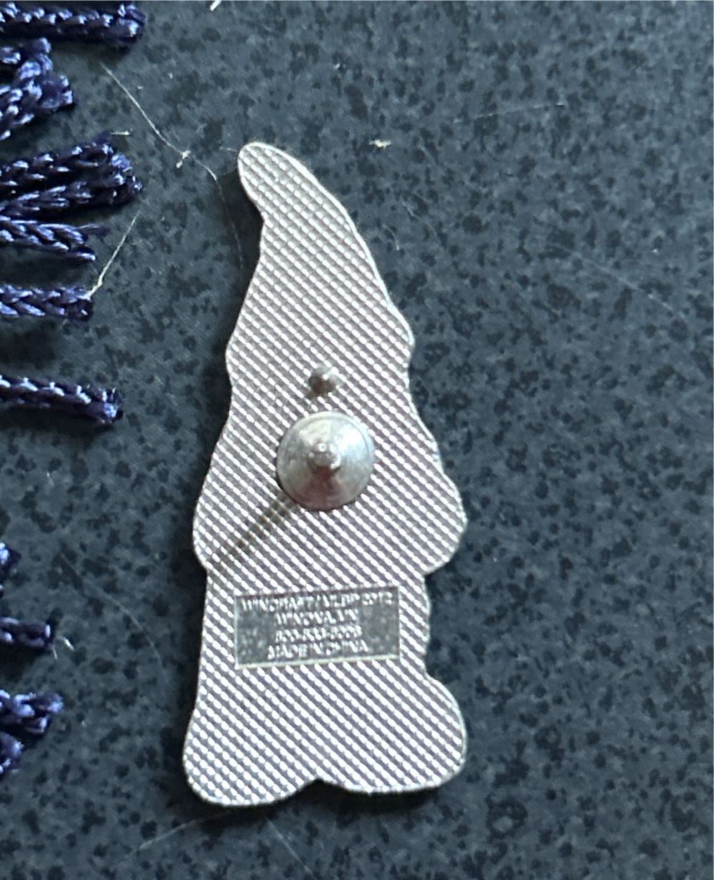 Phillies: Gnome - Lapel Pin pin collectible - Main Image 2
