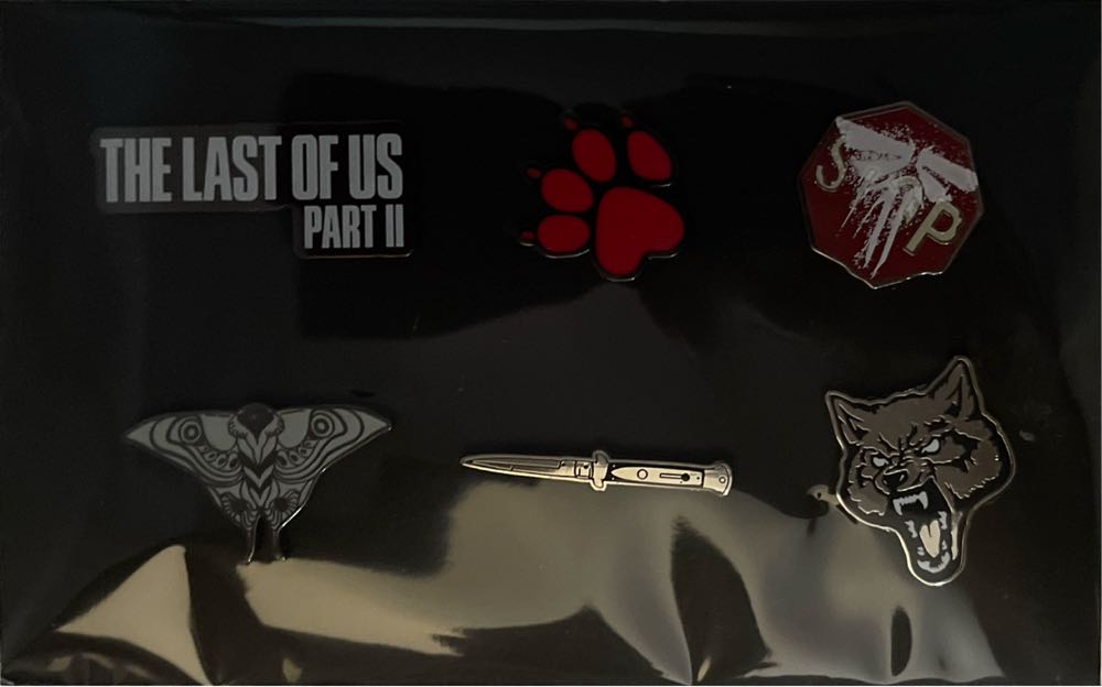 Rylee & Ink - Midnight Heron Dangles