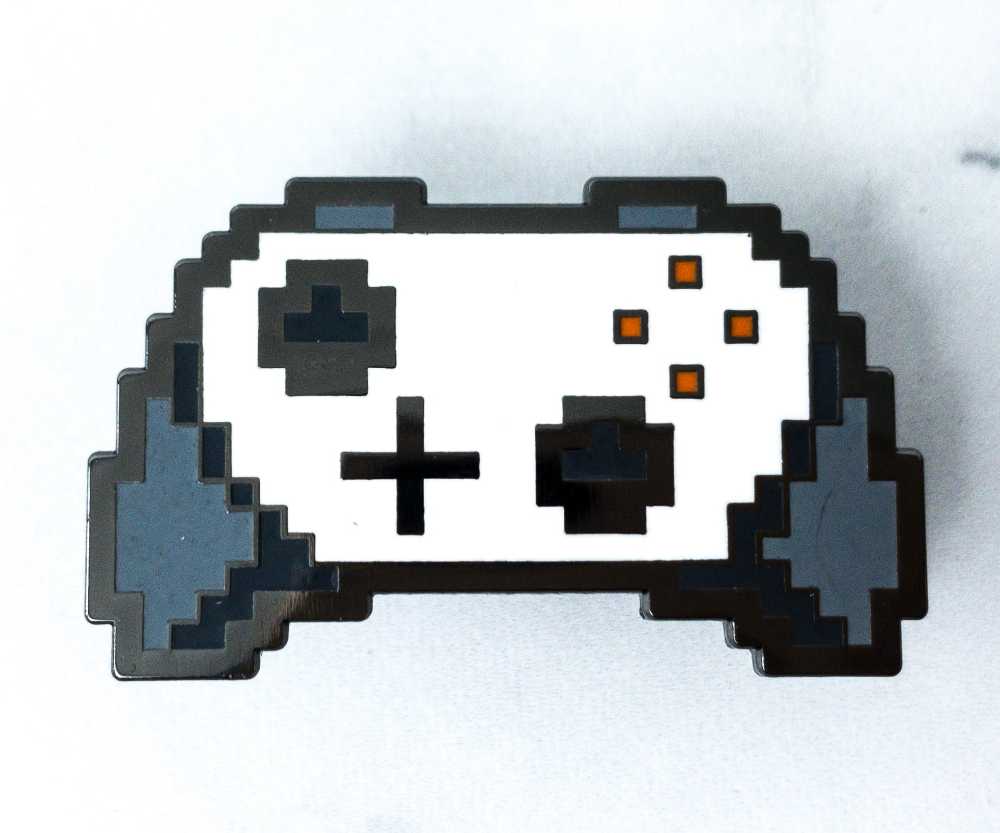 Controller Pin - Hard Enamel pin collectible - Main Image 2