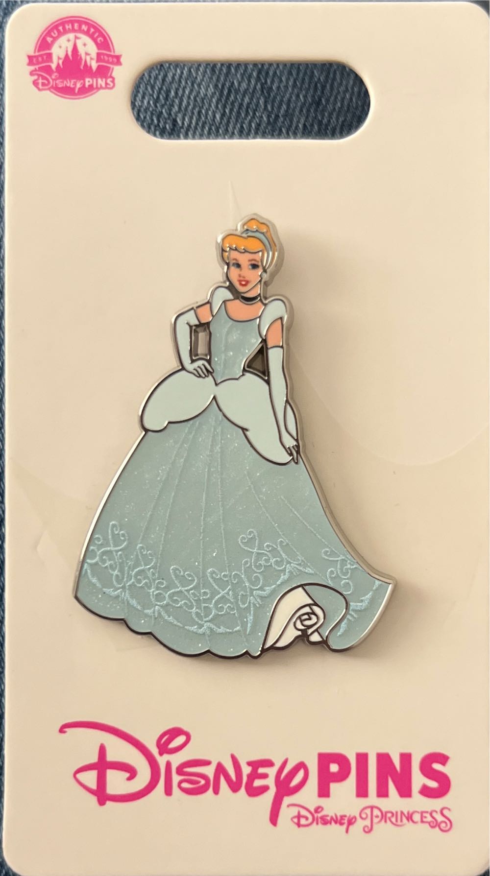 Glitter Cinderella Pin  pin collectible [Barcode 400959567362] - Main Image 2