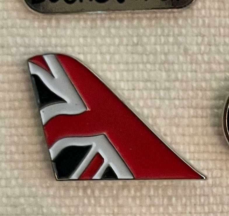 Loungefly Disney Minnie And Mickey Date Night Juke Box 3” Collector Box Pin