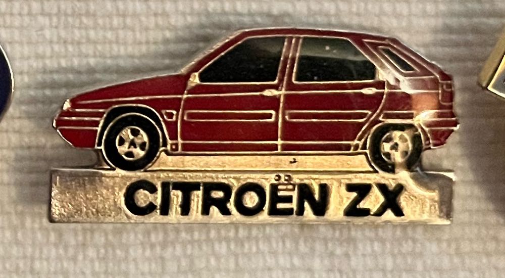 Old Fashion Mickey With Pink Square