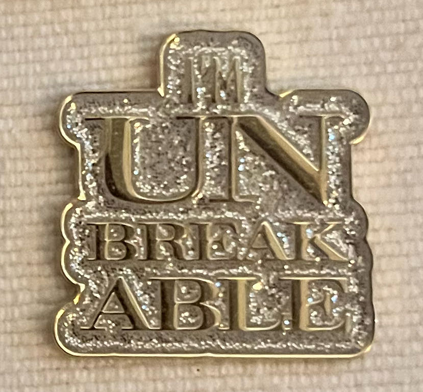 Aliens Vs. Predator Pin 