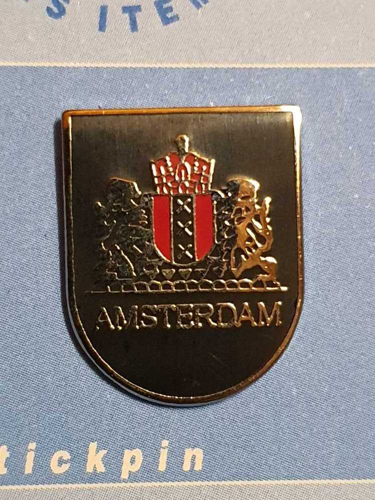 Amsterdam City Crest Pin  - Hard Enamel pin collectible [Barcode 2021001057266] - Main Image 2