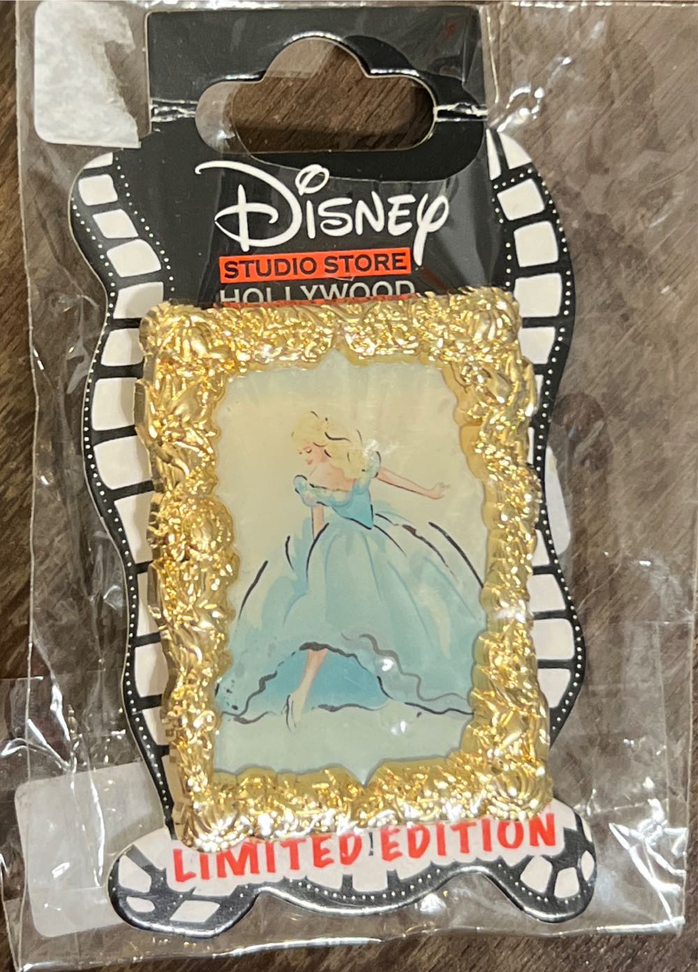 101 Dalmatians Family Disney Parks Series