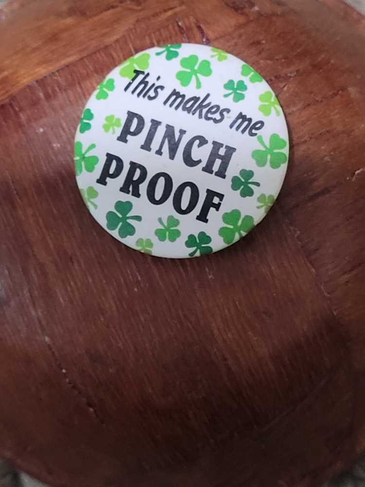 Disney Parks Star Wars Vintage Boba Fett Action Figure Pin Limited Edition Dlr