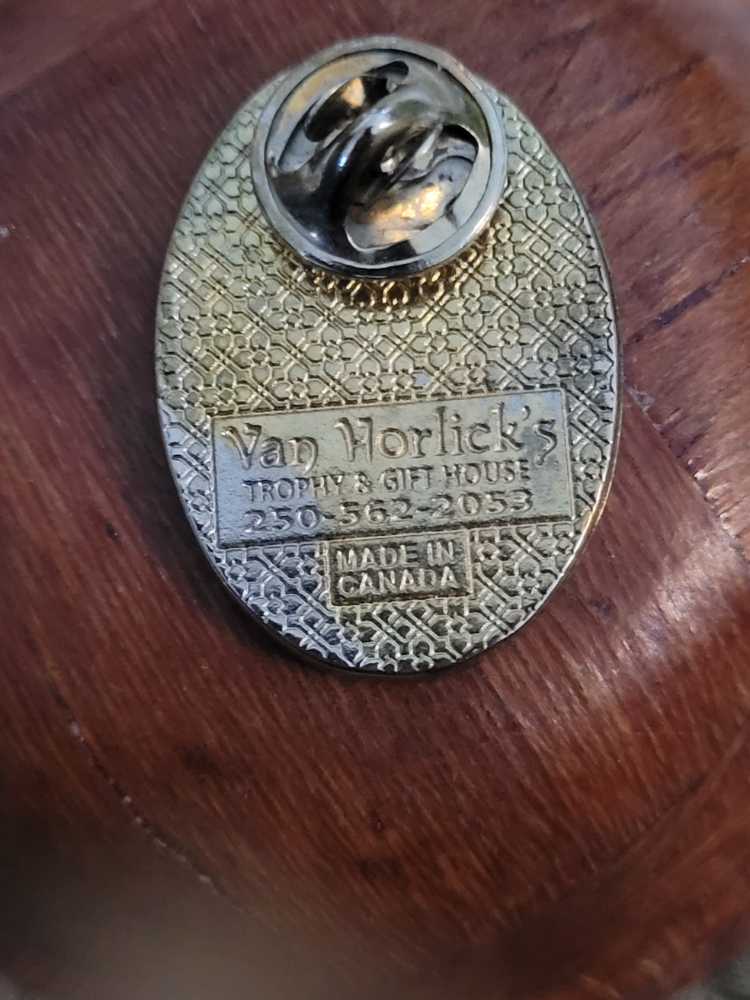 World Championship Over The Line Snowball  pin collectible - Main Image 3