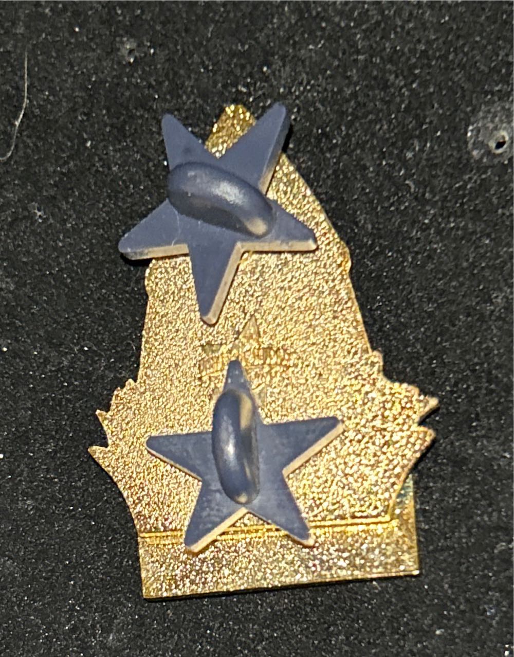 Universal Studios Jaws - Pins And Badges pin collectible - Main Image 2