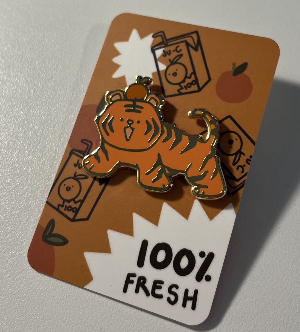 Tiger  pin collectible - Main Image 2