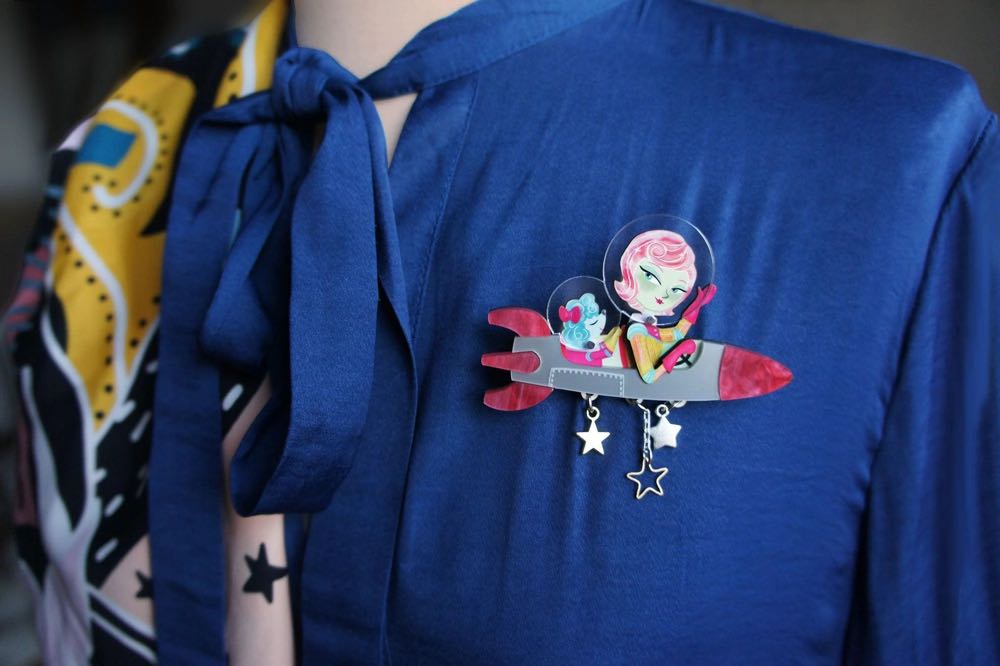 Laliblue x Lipstick & Chrome - Star Bound Rocket - Brooch pin collectible - Main Image 2