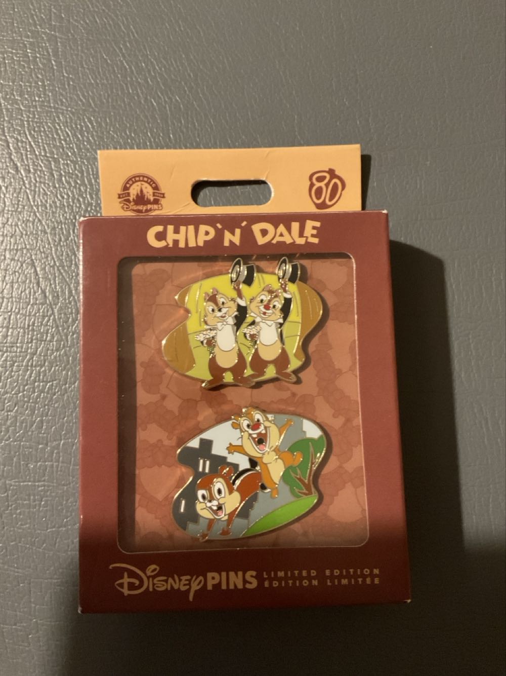 2022 - Disney Epcot Flower And Garden Spike The Bee