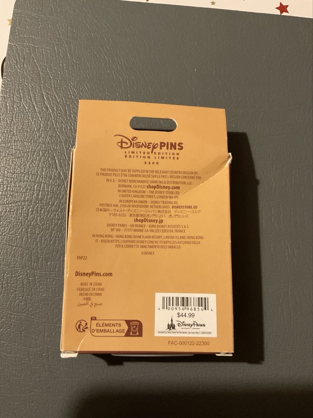 Chip & Dale - 80th Anniversary - Ltd Edition 2200  pin collectible - Main Image 2