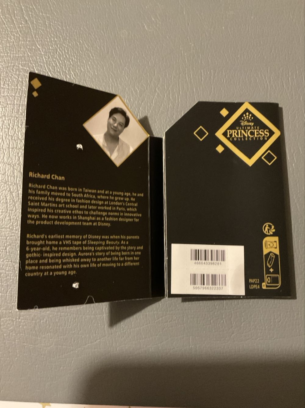 Ultimate Princess Collection - Sleeping Beauty - Richard Chan - Ltd Edition  pin collectible - Main Image 3